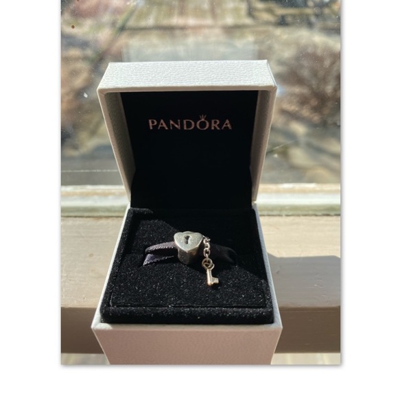 Pandora key to my heart charm - Picture 2 of 5